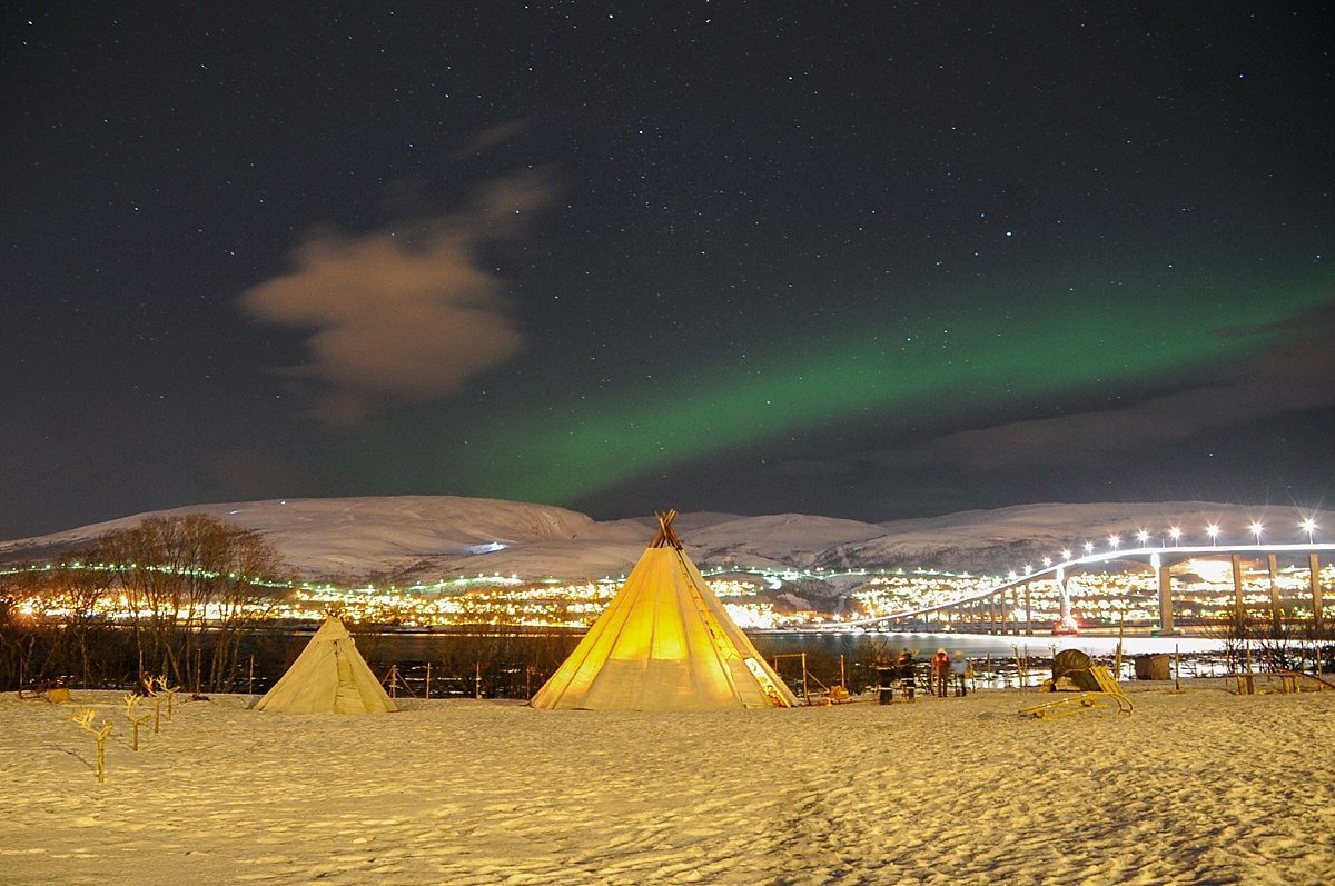 Tromsø, Norway Sami experience with the Northern Lights. Images by travel and Norwegian wedding photographer Mikkel Paige. Sometimes Home is her 30-something travel blog.