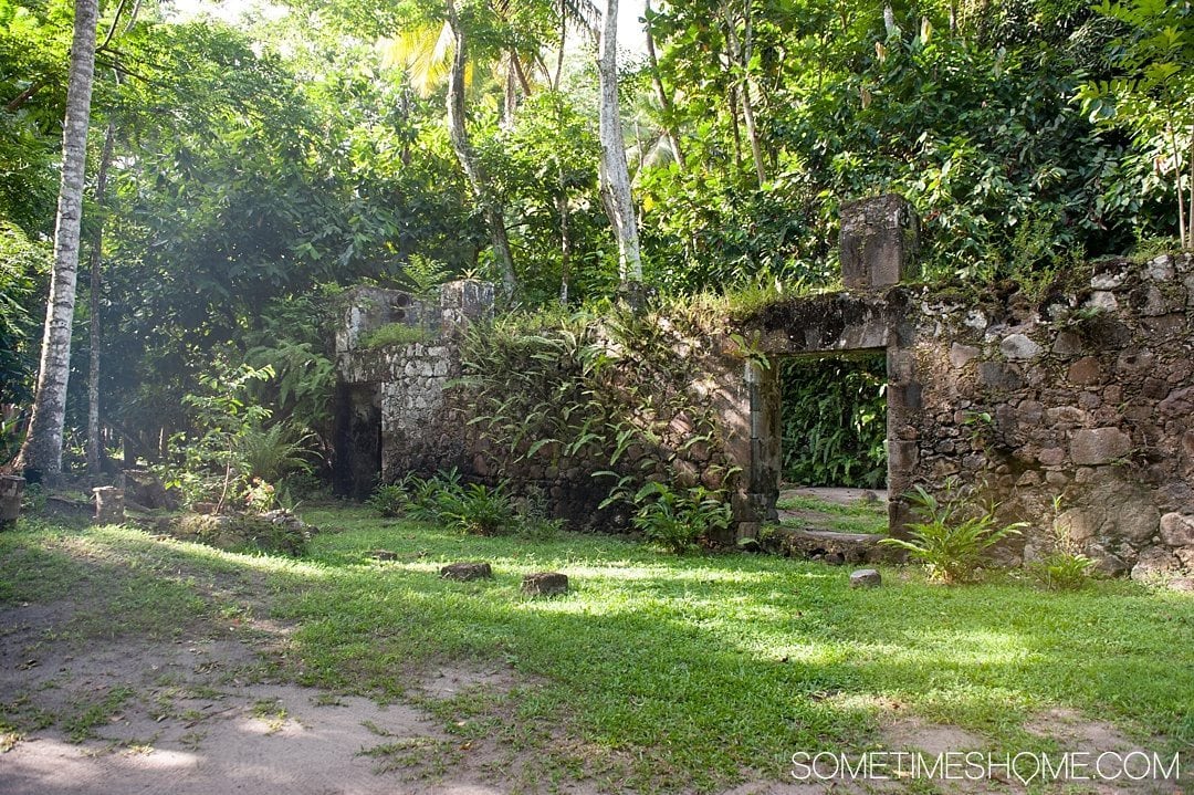 Your Questions Answered: Jade Mountain St. Lucia on Sometimes Home travel blog. Photo of the Jade Mountain beach ruins. 