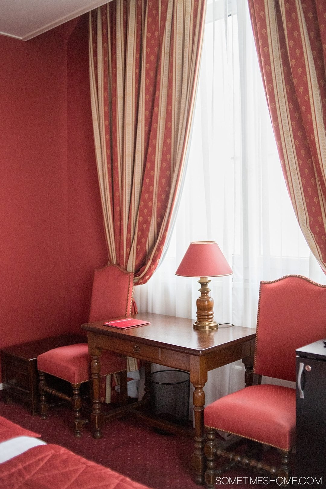 Paris hotel cozy boutique accommodation with very affordable prices in the historic Le Marais district. Click through to the article for a complete review!