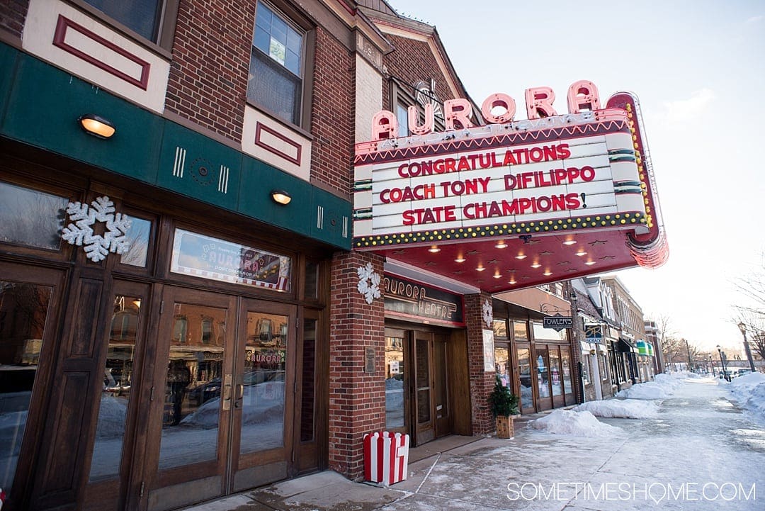 Photos of East Aurora New York will inspire you to visit this town. It's 20 miles outside of Buffalo, NY and is filled with great food, things to do and photography spots, whether along it's Americana Main Street or in the surrounding area. The classic movie sign at Aurora movie theater is definitely a stop on our recommended list! Click through for more on where to eat, play and stay! #TravelBUF #VisitBuffalo #EastAuroraNY #EastAurora #EastAuroraNY #BuffaloNiagara #ArtsandCraftsMovement #AuroraMovieTheater #classicsigns #movietheater #theatersign #theatermarquee