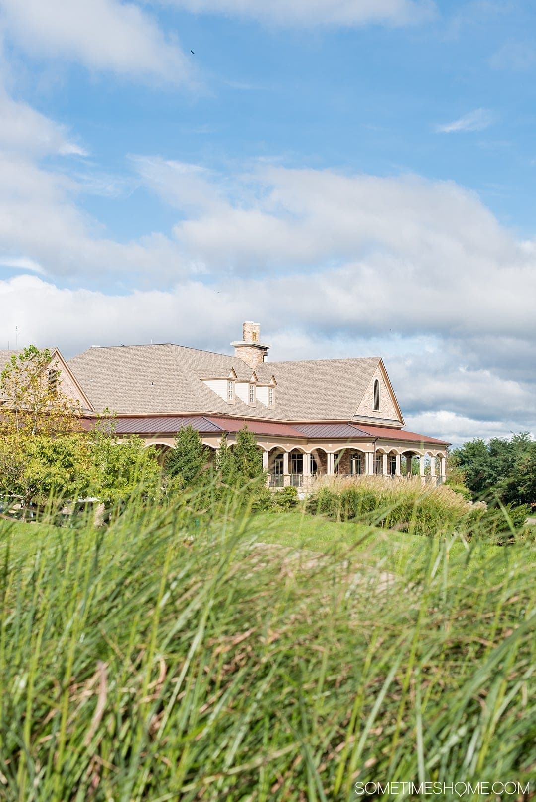 The prettiest resort and spa in Leesburg, VA. The view of the Virginia mountains is perfect during spring, summer, winter and fall and the photography opportunities are endless! There are plenty of things to do and it's close to wineries and great restaurants. Click through for the 6 reasons you should treat yourself to an overnight! #LeesburgVA #VirginiaResortsandSpas #VASpas #VirginiaSpas #GirlsweekendVA #LuxuryHotelsinVA #Virigniatravel #VisitVirginia #LoudounCounty