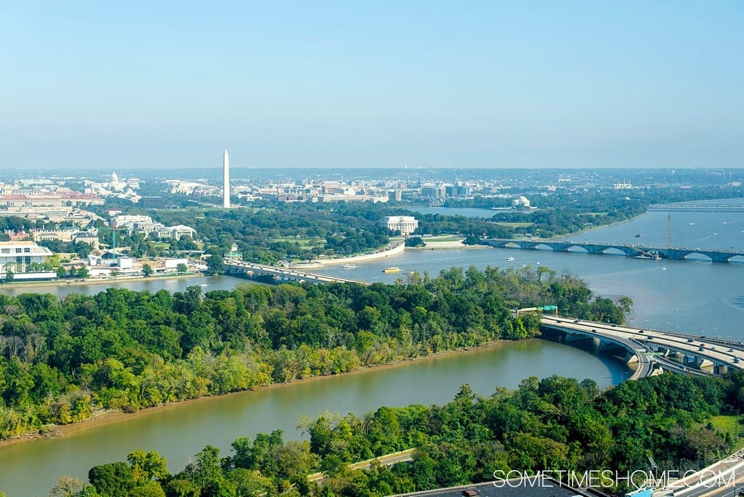 Looking for things to do in Arlington, Virginia, whether traveling to this United States city just outside Washington DC, or living there? We have Arlington VA attractions covered, from a great restaurant with brunch food to downtown art and beautiful aerial views of the monuments. Our post photography will inspire you to visit this incredible city! Click through to read the article details and see pictures of what things to do! #ArlingtonVA #Arlington #WashingtonDC #VisitVirginia #DCmonuments