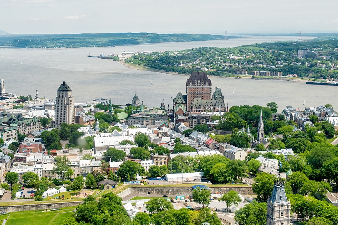 Things to do and see in Quebec City in 24 hours, in Canada. This French-speaking province is packed with history and beautiful city scenes. From a hotel that looks like a castle, to Instagram-worthy travel photography locations (including a garden and parliament) to a food store from the 1800s! #quebeccite #quebeccity #sometimeshome #Canada