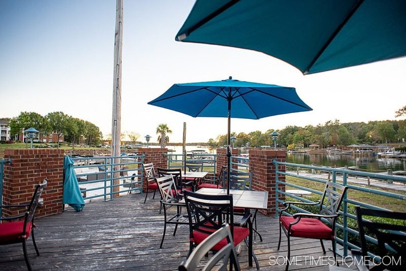 Best Lake Norman Waterfront Restaurants to Take Advantage of the View