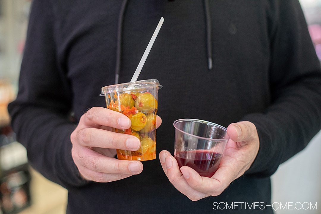 Image of Spanish olives and red wine sangria.