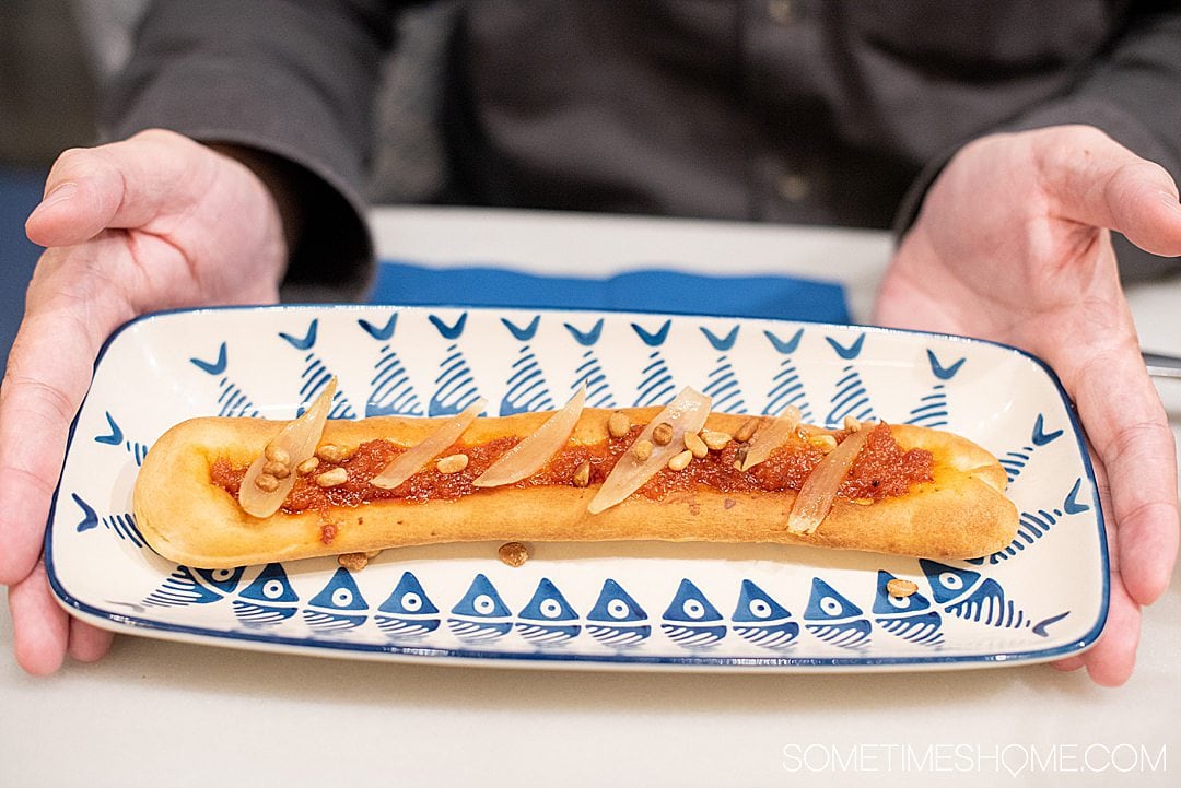 Picture of a Valencian bread dish.