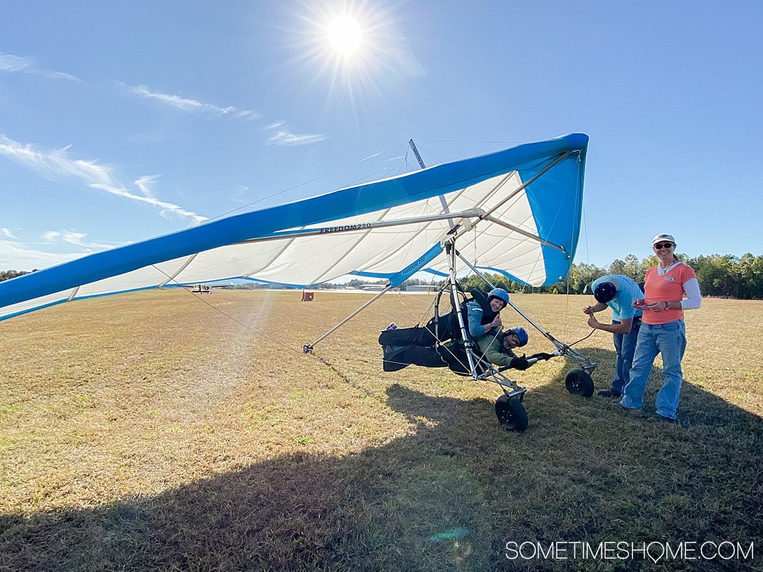 A tandem hang gliding ride in Thermal Valley of Burke County in North Carolina.