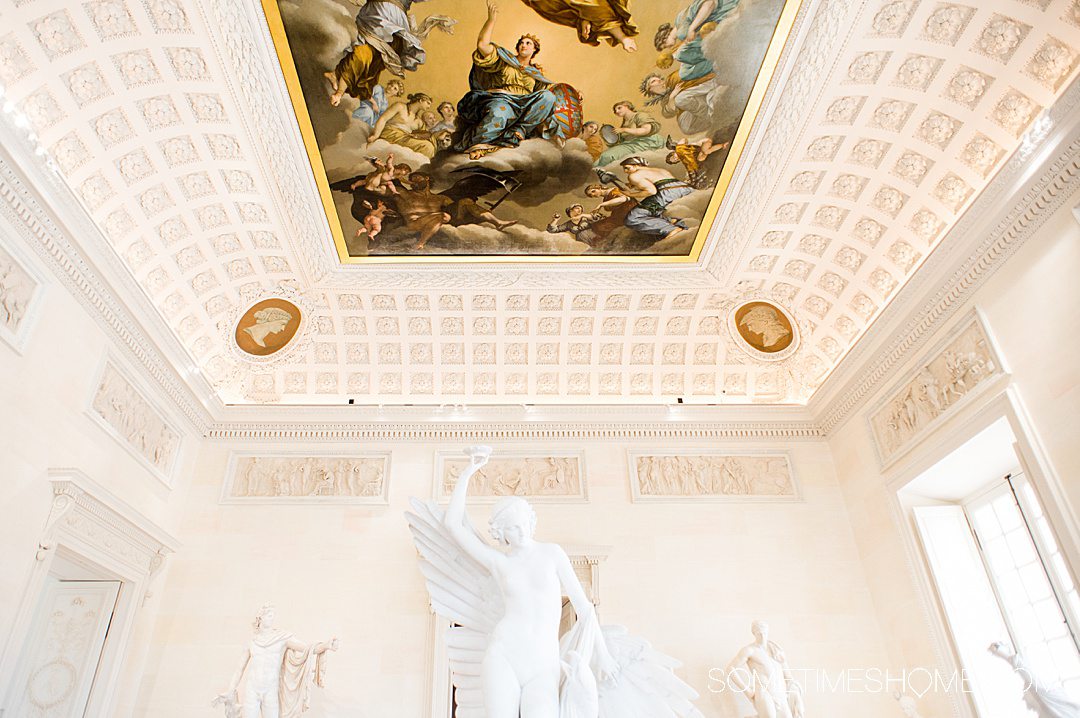 Sculpture and ornate ceiling to see in the royal palace during one day in Dijon.