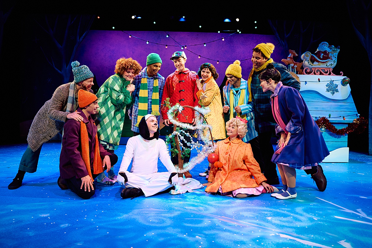 Cast of Charlie Brown Christmas on stage at Orlando Family Stage in Winter Park.