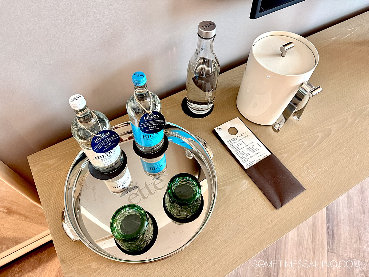 Silver platter with "ette" on it at a luxury hotel near Walt Disney World.