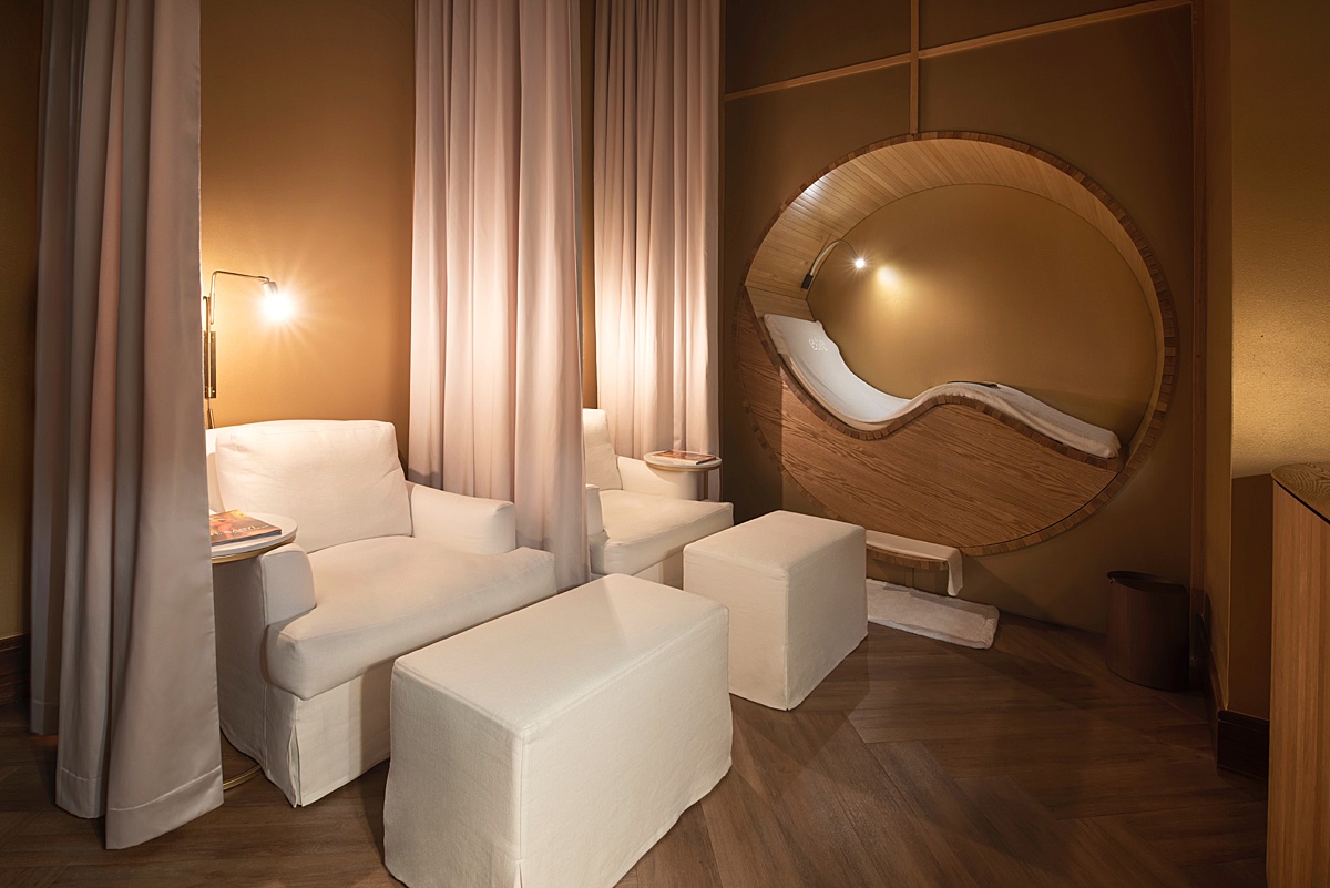 Spa at the ette hotel with several lounging options to relax before a treatment.